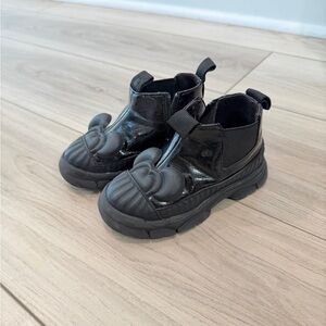 Zara Kids Black Mickey Mouse boots European size 23